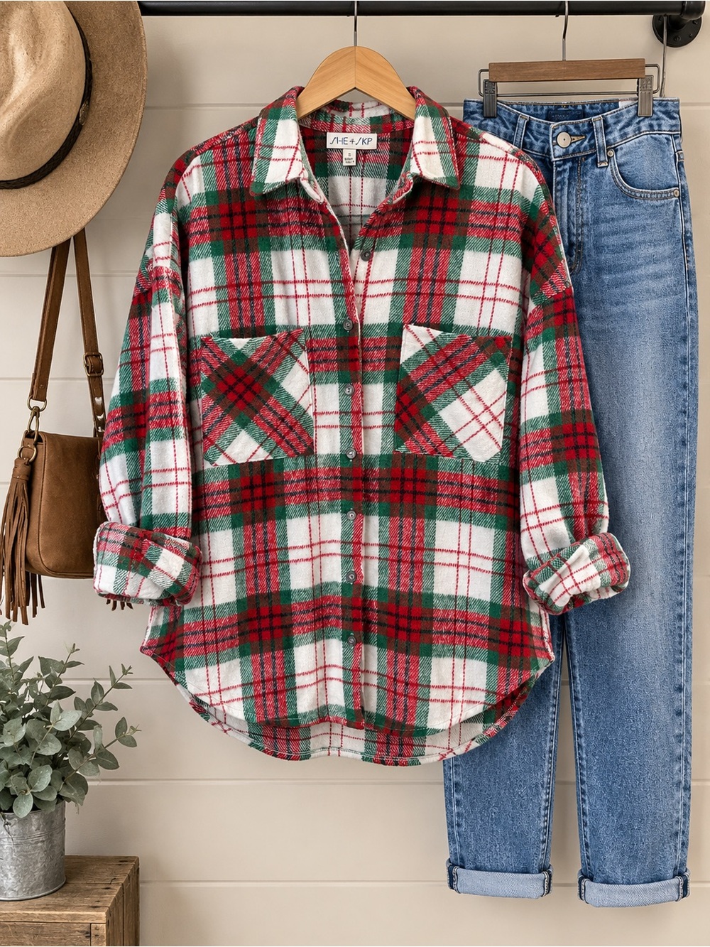 Women’s Plaid Button-Down Shacket in Red, Green & White